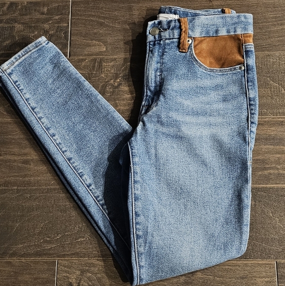 Good American High Rise Skinny Light Wash Jeans with Camel Colored Details sz 2 - Picture 5 of 8